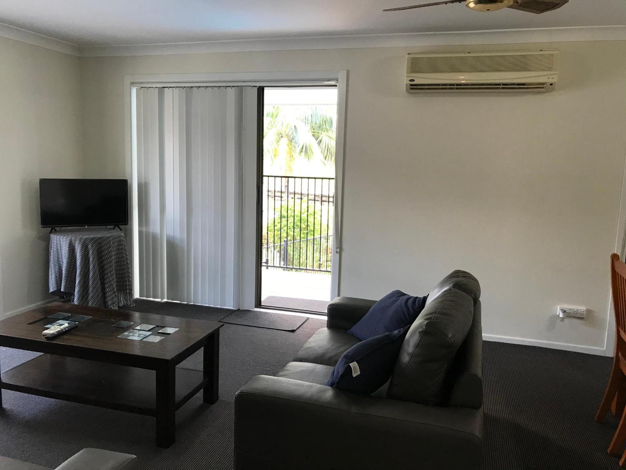 Coffs Shearwater Motel Кофс-Харбор Экстерьер фото
