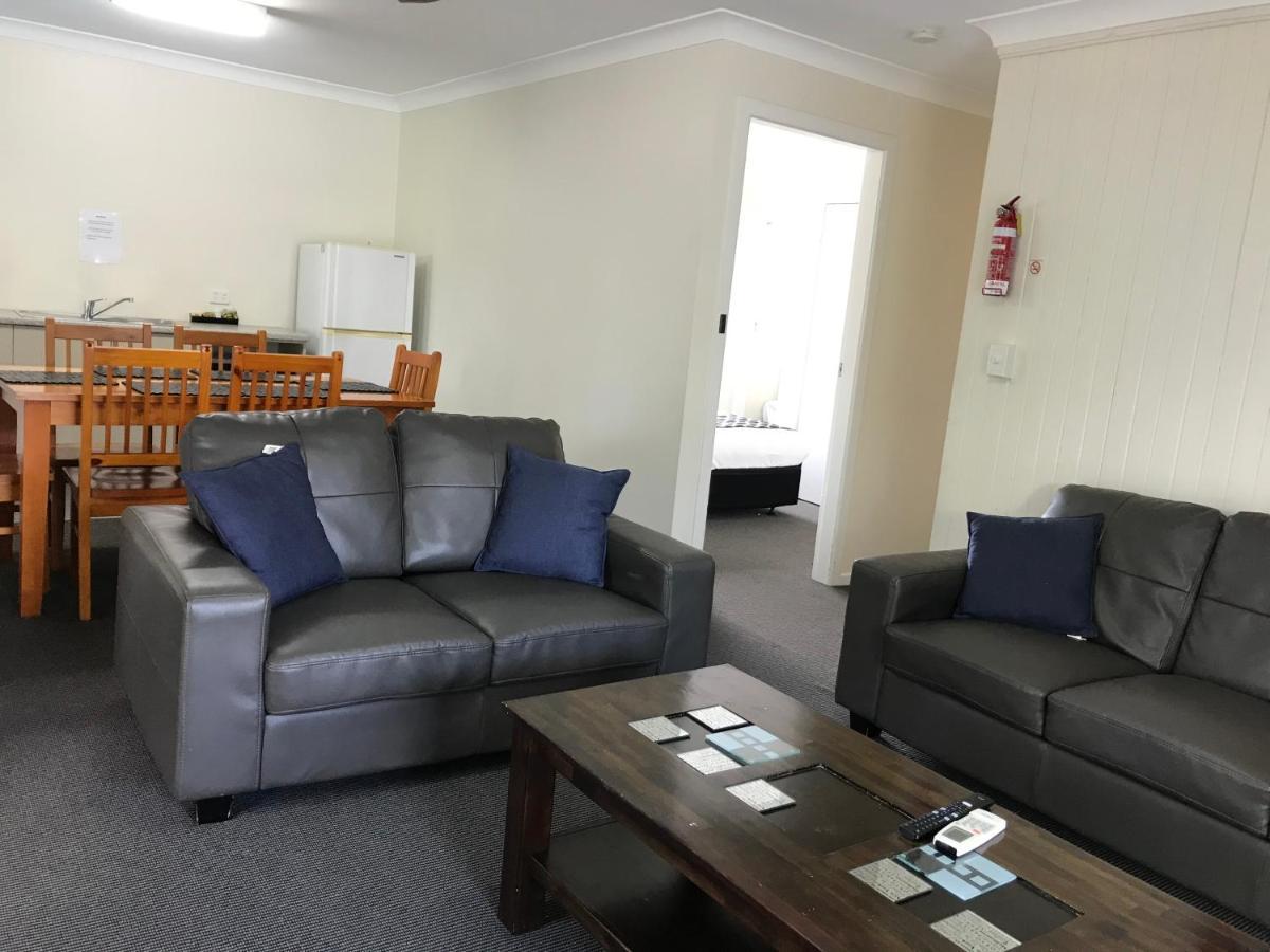 Coffs Shearwater Motel Кофс-Харбор Экстерьер фото