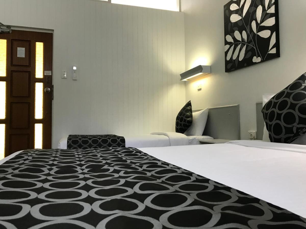 Coffs Shearwater Motel Кофс-Харбор Экстерьер фото