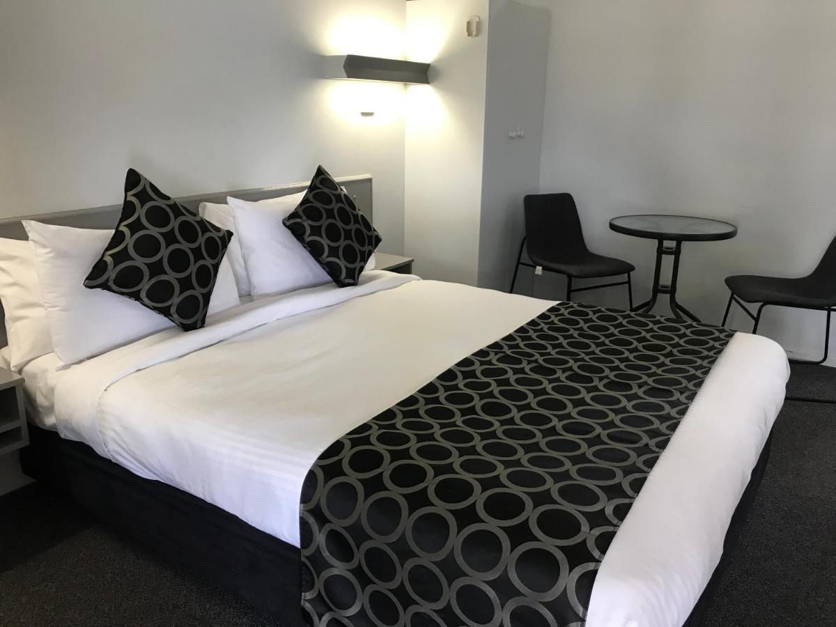 Coffs Shearwater Motel Кофс-Харбор Экстерьер фото